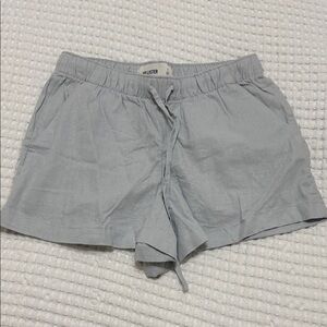 Hollister Women's Light Gray Linen Shorts